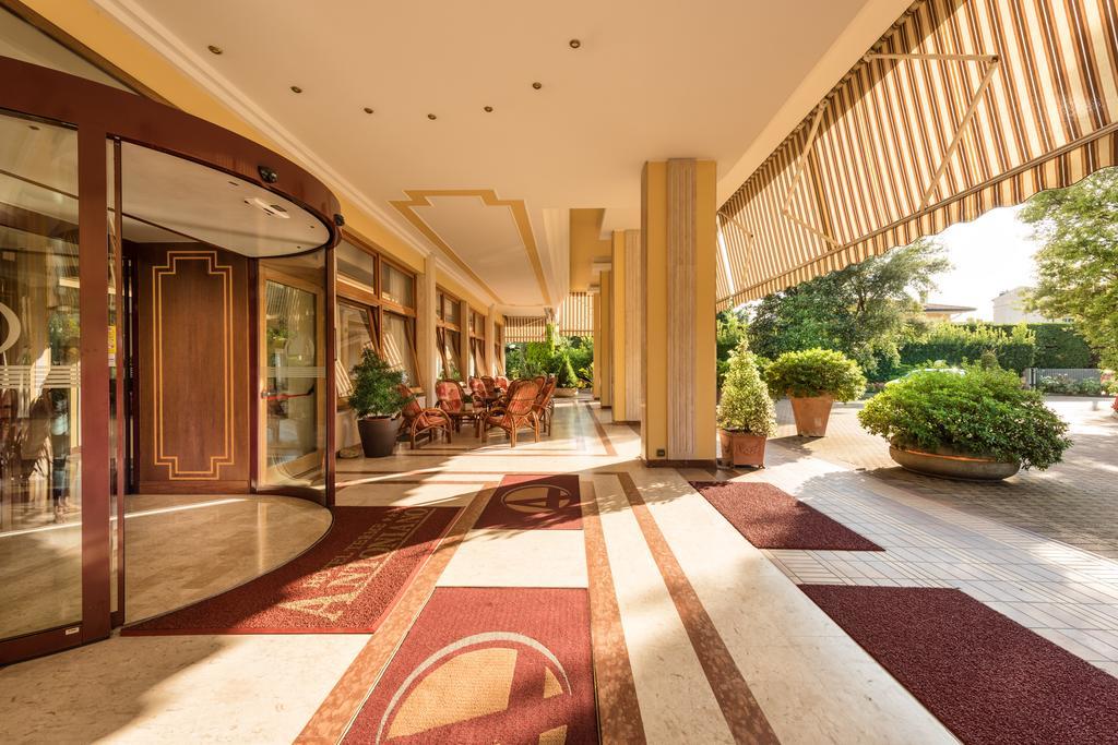 Hotel Terme Antoniano Монтегротто-Терме Экстерьер фото